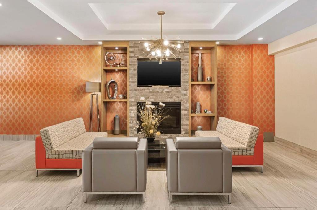 Best Western Plus Executive Inn Торонто Екстериор снимка