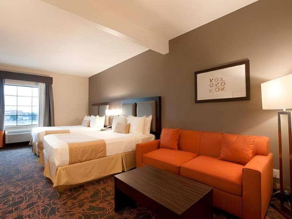 Best Western Plus Executive Inn Торонто Екстериор снимка